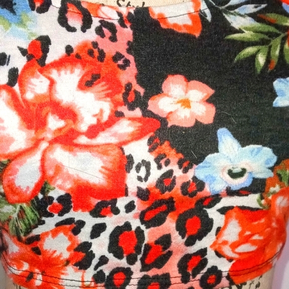 Love Floral Leopard Print Cropped Half Shirt Size XL - Picture 3 of 8